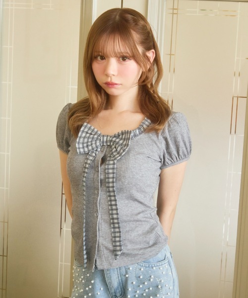 TITTY&CO.（ティティーアンドコー）の「ギンガムリボン半袖トップス（Tシャツ/カットソー・レディース・ホワイト/グレー/ブラック・FREE）」の7枚目の写真