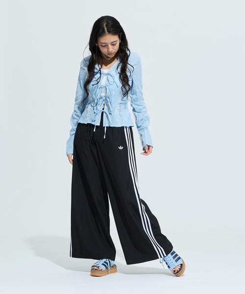 adidas(アディダス)の「ファイヤーバード アディレニウム トラックパンツ / アディダスオリジナルス adidas Originals(スウェットパンツ・レディース・ブラック・LARGE/XX-LARGE/X-SMALL/SMALL/X-LARGE/MEDIUM)」の3枚目の写真