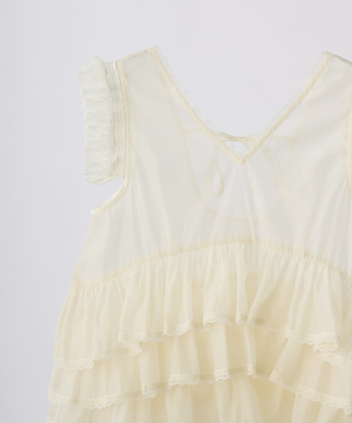 idem(イデム)の「sheer frill tiered blouse / ティアードノースリーブブラウス(シャツ/ブラウス・レディース・ブラック/アイボリー・FREE)」の21枚目の写真