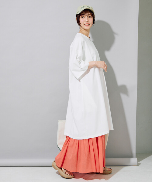 FREAK'S STORE(フリークスストア)の「限定展開 <接触冷感・吸水速乾・UVカット・抗菌・防臭>STORATECH(ストラテック) ビッグ Tシャツ 半袖 ミニワンピース(ワンピース・レディース・ブラック/オフホワイト/その他13/ブラウン/ネイビー/ベージュ・フリ-)」の14枚目の写真