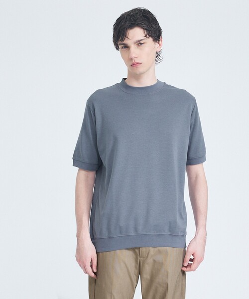 ABAHOUSE GRAY(アバハウスグレイ)の「【SMART CLOSET/WEB限定】シルキータッチ モックネック 半袖Tシャツ(Tシャツ/カットソー・メンズ・グレイッシュブルー/ブラック/グレイッシュベージュ/ホワイト・46/48)」の4枚目の写真