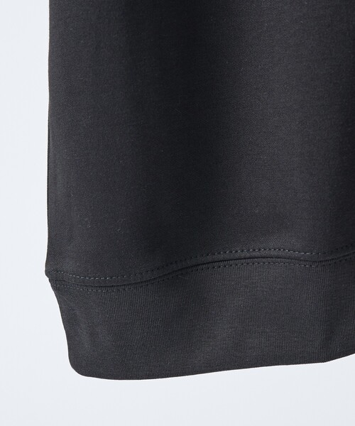 ABAHOUSE GRAY(アバハウスグレイ)の「【SMART CLOSET/WEB限定】シルキータッチ モックネック 半袖Tシャツ(Tシャツ/カットソー・メンズ・グレイッシュブルー/ブラック/グレイッシュベージュ/ホワイト・46/48)」の5枚目の写真