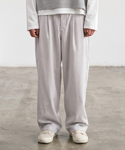 rehacer(レアセル)の「rehacer : Hemp Blend Relax Tuck Pants / ヘンプブレンド リラックス タックパンツ(その他パンツ・メンズ・ブラック/ライトベージュ・LARGE/MEDIUM/SMALL)」の2枚目の写真