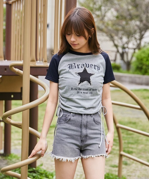 GORGE(ゴージ)の「《ダメージスター×ロゴ》ドロストカットソー/Y2K/春夏/全3色(Tシャツ/カットソー・レディース・レッド/ブラック/グレー・F)」の9枚目の写真