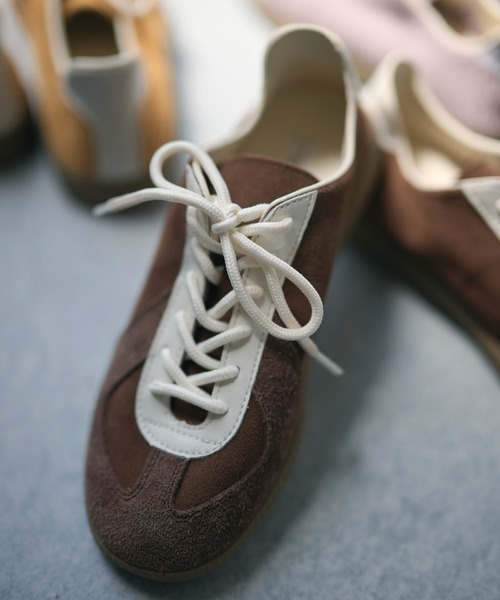 LAULEN(ローレン)の「german trainer sneakers / ジャーマントレーナー スニーカー(スニーカー・レディース・ブラウン/アイボリー/キャメル/グレー・23cm/24cm/25cm)」の3枚目の写真
