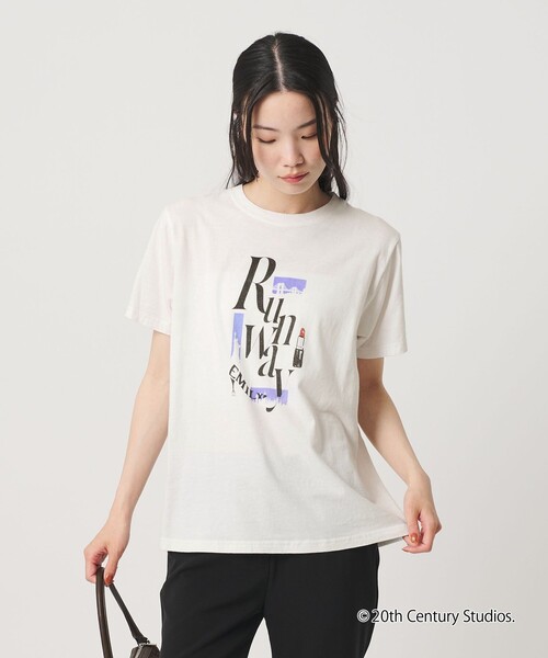 BEAUTY&YOUTH UNITED ARROWS(ビューティーアンドユースユナイテッドアローズ)の「【別注】<プラダを着た悪魔2> シアー プリント Tシャツ(Tシャツ/カットソー・レディース・その他2/その他1/ライトグレー・FREE)」の4枚目の写真