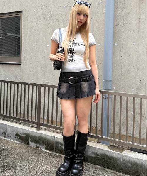 Figments（フィグメンツ）の「フェードクロスロゴＴ（Tシャツ/カットソー・レディース・ブラック/ホワイト・FREE）」の5枚目の写真