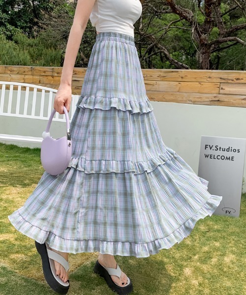 AMAJI(アマジ)の「チェック柄 Aライン ミモレ丈 スカート(スカート・レディース・ブルー・FREE)」の4枚目の写真