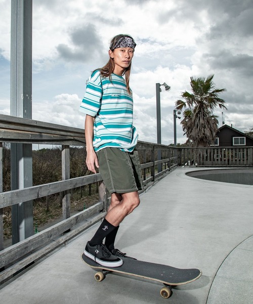 Quiksilver(クイックシルバー)の「<QUIKSILVER X DOGTOWN> メンズ DTQS BORDER ST ボーダー半袖Tシャツ ルーズフィット【2026年夏モデル】(Tシャツ/カットソー・メンズ・ホワイト/グリーン・X-LARGE/LARGE)」の14枚目の写真