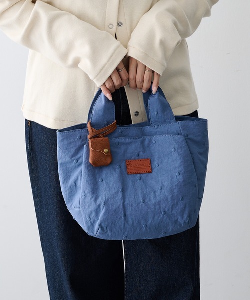 toleur(トーラ)の「【toleur】ミニドット刺繍トート 13039(トートバッグ・レディース・グレイッシュブルー/グレイッシュベージュ/カーキ/ブラック・FREE)」の19枚目の写真