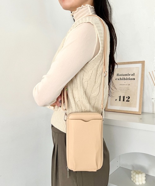 wears(ウェアーズ)の「お財布機能付き 縦型ウォレットショルダーバッグ スマホケース スマホショルダー(ショルダーバッグ・レディース・ブラウン/グレー/ベージュ/ブラック/ピンク/ブルー・FREE)」の12枚目の写真