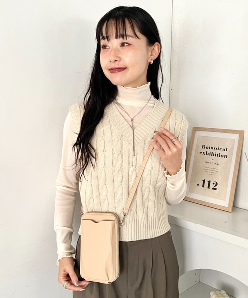 wears(ウェアーズ)の「お財布機能付き 縦型ウォレットショルダーバッグ スマホケース スマホショルダー(ショルダーバッグ・レディース・ブラウン/グレー/ベージュ/ブラック/ピンク/ブルー・FREE)」の17枚目の写真