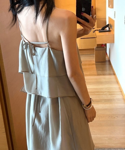 YUGA（ユーガ）の「YUGA_YGMC　　Korean-style  Asymmetrical layered chiffon dress（ドレス・レディース・ブラック/ライトグレー・FREE）」の10枚目の写真