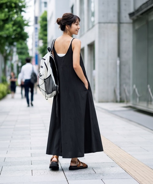 STYLE DELI(スタイルデリ)の「綿混ニュアンス質感Vキャミワンピース(ワンピース・レディース・ベージュ/ライトブルー/ブラック・FREE)」の20枚目の写真