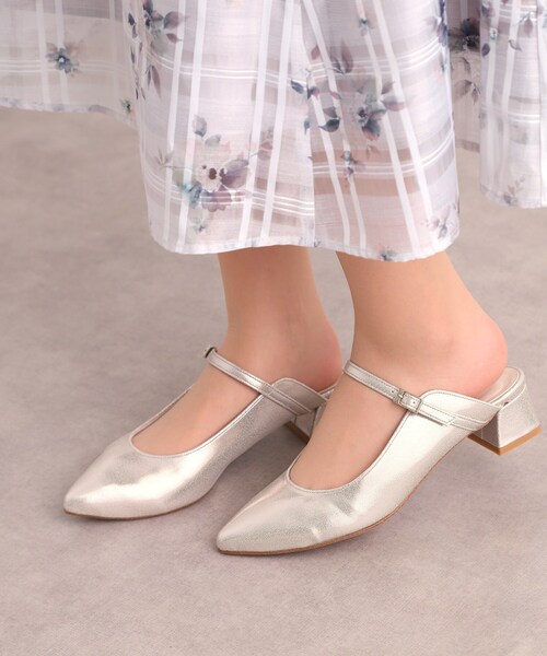 ESPERANZA（エスペランサ）の「甲ストラップミュールパンプス（パンプス・レディース・シルバー/ブラック/ブルー・LL/L/M/S）」の3枚目の写真