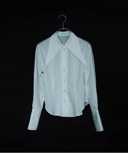 Carmelo(カーメロ)の「Long Collar Femme Fit Shirts / ロングカラーシャツ(シャツ/ブラウス・レディース・ホワイト・FREE)」の2枚目の写真