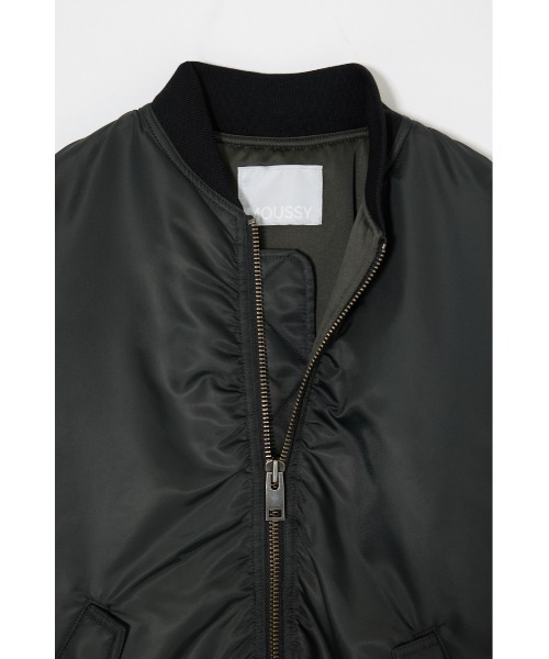 MOUSSY(マウジー)の「【26年AW新作】GATHER NYLON MA-1(ブルゾン・レディース・ブラウン/ライトブラック/アイボリー/カーキ・1/2)」の12枚目の写真