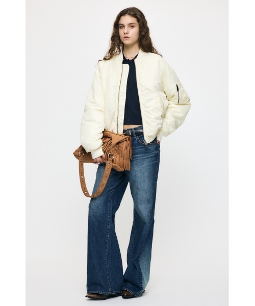 MOUSSY(マウジー)の「【26年AW新作】【EC限定カラー:アイボリー】GATHER NYLON MA-1(ブルゾン・レディース・ブラウン/ライトブラック/アイボリー/カーキ・1/2)」の13枚目の写真
