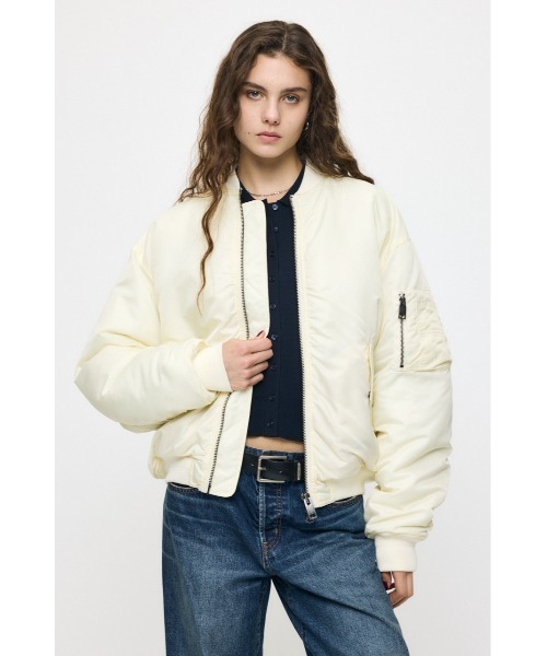 MOUSSY(マウジー)の「【26年AW新作】【EC限定カラー:アイボリー】GATHER NYLON MA-1(ブルゾン・レディース・ブラウン/ライトブラック/アイボリー/カーキ・1/2)」の16枚目の写真