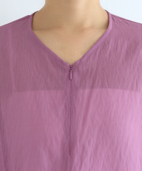 STYLE DELI(スタイルデリ)の「【selection】温度調節に便利なシアーシフォンブラウス(シャツ/ブラウス・レディース・ブラック・FREE)」の17枚目の写真