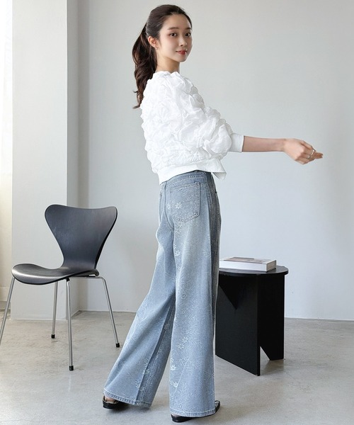Jewelobe（ジュエローブ）の「ラインストーン付き 花柄ワイドデニムパンツ（デニムパンツ・レディース・ブルー・S/M）」の11枚目の写真