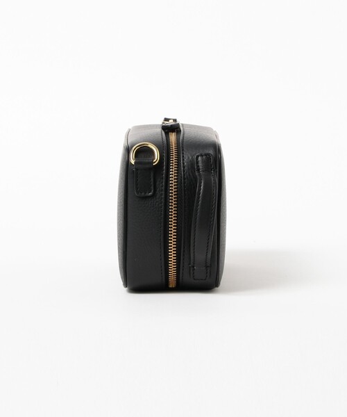 BEAMS F(ビームスエフ)の「S.MANO / RIMINI 2WAY レザー ポーチ(トートバッグ・メンズ・ブラック・ONE SIZE)」の2枚目の写真