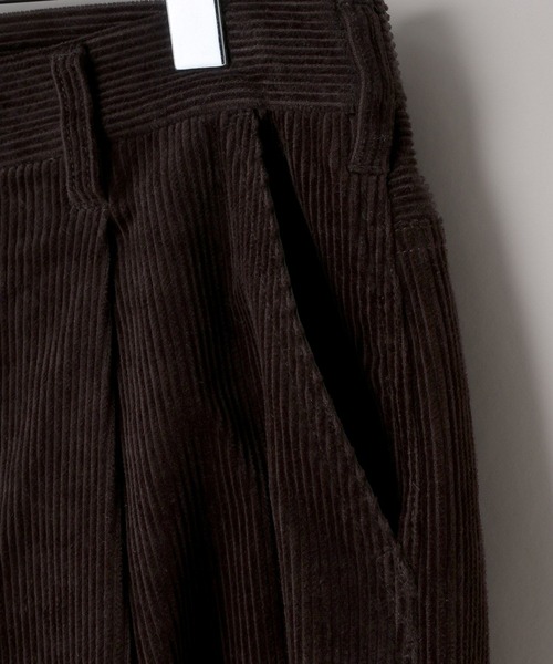 LOWRYS FARM(ローリーズファーム)の「SETUP可能【LFM(U)】コーデュロイタックワイドパンツ 1074741(その他パンツ・メンズ・グリーン/アイボリー/ブラウン・MEDIUM/LARGE)」の6枚目の写真