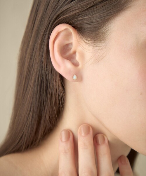 ete bijoux（エテビジュー）の「[ピース] K10YG オパール ピアス（ピアス（片耳用）・レディース・イエローゴールド・FREE）」の6枚目の写真