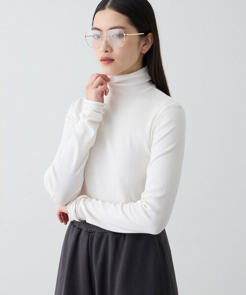 THE PAUSE(ザ ポーズ)の「<WEB限定>【THE PAUSE】ランダムテレコタートルプルオーバー(Tシャツ/カットソー・レディース・オフホワイト/ブラック・FREE)」の1枚目の写真