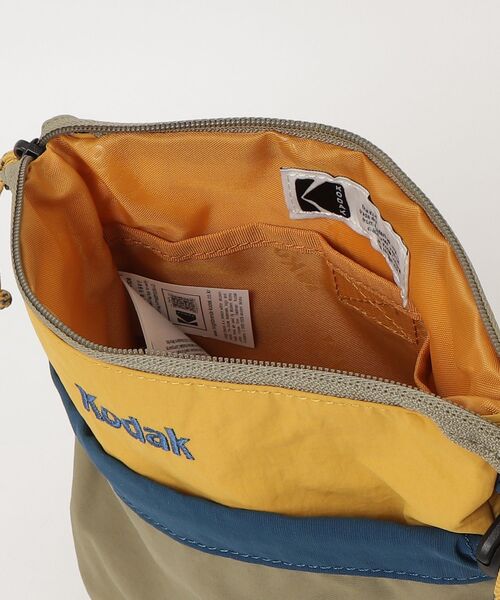 KODAK（コダック）の「コダックアパレル  String Mini Crossbag（ショルダーバッグ・メンズ・カーキ・ﾌﾘ-）」の4枚目の写真