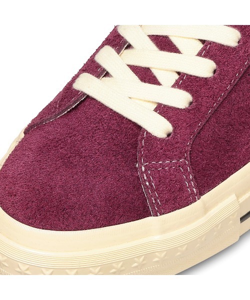 CONVERSE(コンバース)の「CONVERSE ONE STAR AGED SUEDE AG(コンバース ワンスター エイジド スエード AG)(スニーカー・メンズ・ブラック/ワイン系・23cm/23.5cm/24cm/24.5cm/28cm/25cm/29cm/25.5cm/26cm/26.5cm/27cm/27.5cm)」の15枚目の写真