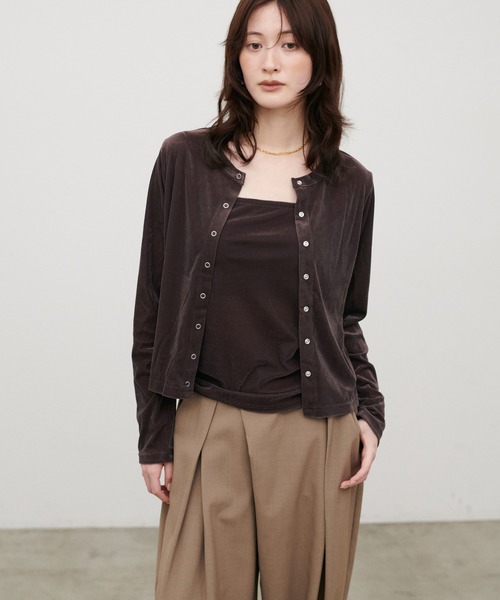 LARUTA(ラルータ)の「【LARUTA】ベロアショートカーディガン(カーディガン/ボレロ・レディース・ベージュ/ブラック/モカ/ボルドー・FREE)」の6枚目の写真