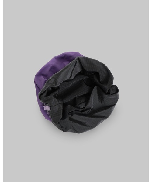 Topologie（トポロジー）の「Reversible Bucket（リバーシブル バケット）（ショルダーバッグ・レディース・グリーン/パープル・ONE SIZE）」の8枚目の写真