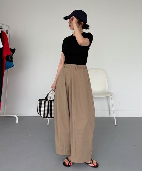 CHERI since1985(シェリ)の「イージーカーブワイドパンツ(チノパンツ・レディース・ベージュ・M)」の1枚目の写真