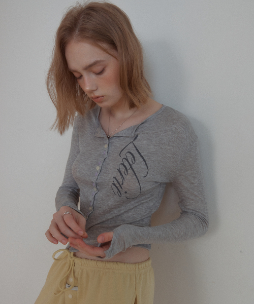 LETERIE(レテリー)の「LETTERING BUTTON CARDIGAN_GREY(Tシャツ/カットソー・レディース・グレー・FREE)」の1枚目の写真