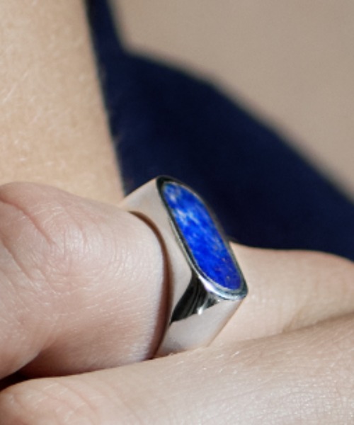 quip queint(クイップクエイント)の「【quip queint】palette ring/パレット リング(リング・レディース・グリーン/ブルー/シルバー×オニキス/ホワイト・#11/#9/#15/#13)」の4枚目の写真