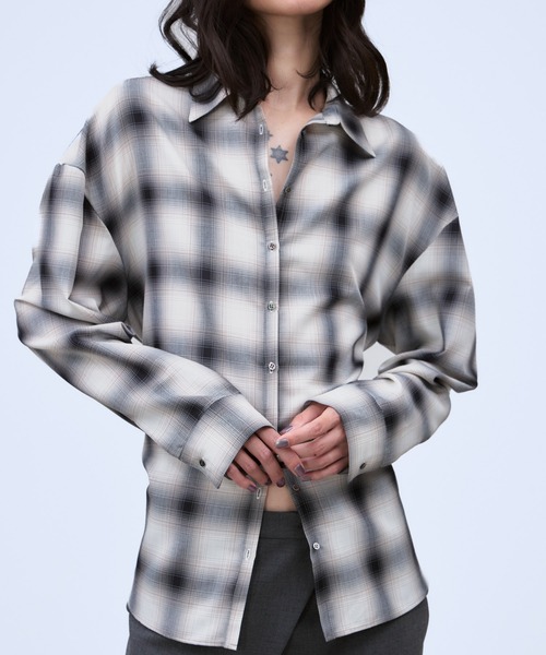 THINGS THAT MATTER(シングス ザット マター)の「MULTIWAY SLEEVE CHECK SHIRT / マルチウェイ スリーブ チェック シャツ(シャツ/ブラウス・レディース・ブルー/アイボリー・FREE)」の12枚目の写真
