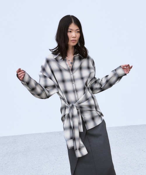 THINGS THAT MATTER(シングス ザット マター)の「MULTIWAY SLEEVE CHECK SHIRT / マルチウェイ スリーブ チェック シャツ(シャツ/ブラウス・レディース・ブルー/アイボリー・FREE)」の16枚目の写真