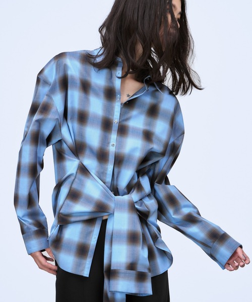 THINGS THAT MATTER(シングス ザット マター)の「MULTIWAY SLEEVE CHECK SHIRT / マルチウェイ スリーブ チェック シャツ(シャツ/ブラウス・レディース・ブルー/アイボリー・FREE)」の6枚目の写真
