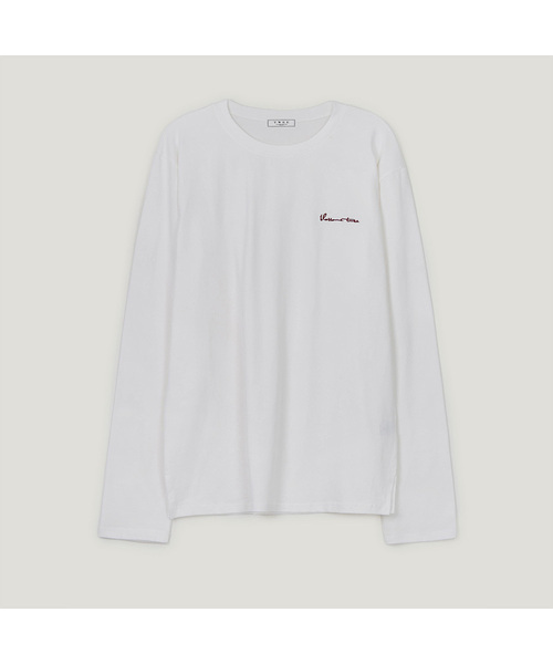 TWEE(トゥウィー)の「FOETO レタリング オーバーサイズ 長袖 Tシャツ(Tシャツ/カットソー・レディース・ブラック/ダークブラウン/ピンク/アイボリー・FREE)」の1枚目の写真