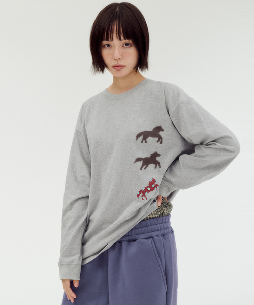 ambler(エムブラー)の「RED HORSE グラフィック ロングスリーブ AJS305 (メランジ)(Tシャツ/カットソー・レディース・グレー系・FREE)」の1枚目の写真