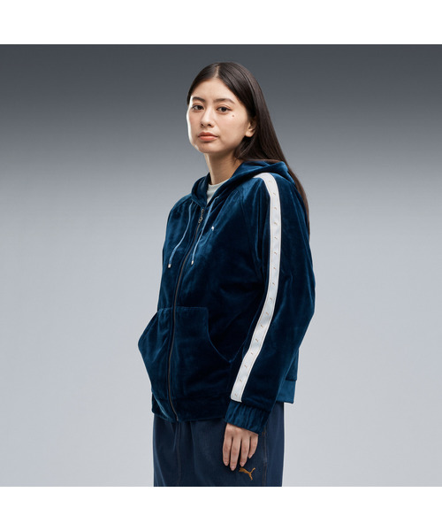 PUMA（プーマ）の「PUMA プーマ ウィメンズ ESS エレベーテッド ベロア フルジップ フーディ（ジャージ・レディース・ブルー/チョコ/ブラック・MEDIUM/LARGE/X-LARGE/SMALL）」の3枚目の写真