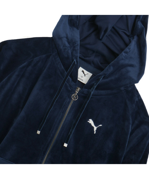 PUMA（プーマ）の「PUMA プーマ ウィメンズ ESS エレベーテッド ベロア フルジップ フーディ（ジャージ・レディース・ブルー/チョコ/ブラック・MEDIUM/LARGE/X-LARGE/SMALL）」の9枚目の写真
