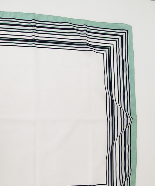 MK MICHEL KLEIN（エムケーミッシェルクラン）の「スクエアPTスカーフ（バンダナ/スカーフ・レディース・ブルー/グリーン・38）」の5枚目の写真