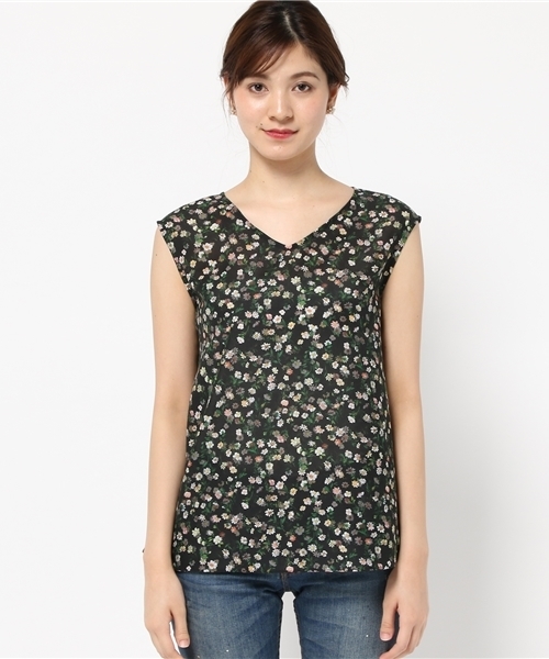 Khaju（カージュ）の「Khaju: フラワーVネックフレアブラウス（シャツ/ブラウス・レディース・ブラック/ライトブルー・ONE SIZE）」の3枚目の写真