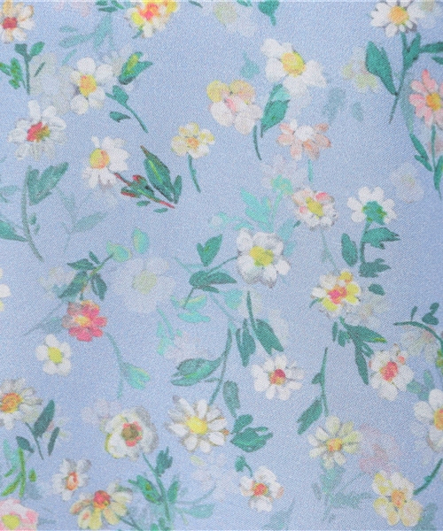 Khaju（カージュ）の「Khaju: フラワーVネックフレアブラウス（シャツ/ブラウス・レディース・ブラック/ライトブルー・ONE SIZE）」の11枚目の写真