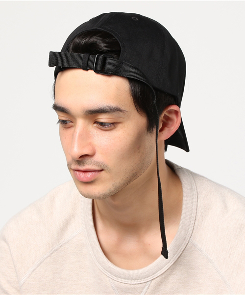 EMMA NOVEMBER　（エマノーヴェンバー）の「ロングストラップキャップ（キャップ・メンズ・ブラック/ホワイト・FREE）」の4枚目の写真