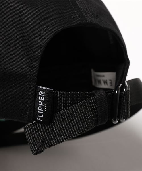 EMMA NOVEMBER　（エマノーヴェンバー）の「ロングストラップキャップ（キャップ・メンズ・ブラック/ホワイト・FREE）」の7枚目の写真