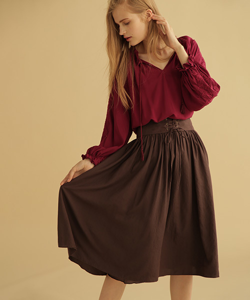 JILL STUART（ジルスチュアート）の「フラワーエンブロイダリーブラウス（シャツ/ブラウス・レディース・パープル/ブラック/イエロー・MEDIUM/SMALL）」の21枚目の写真