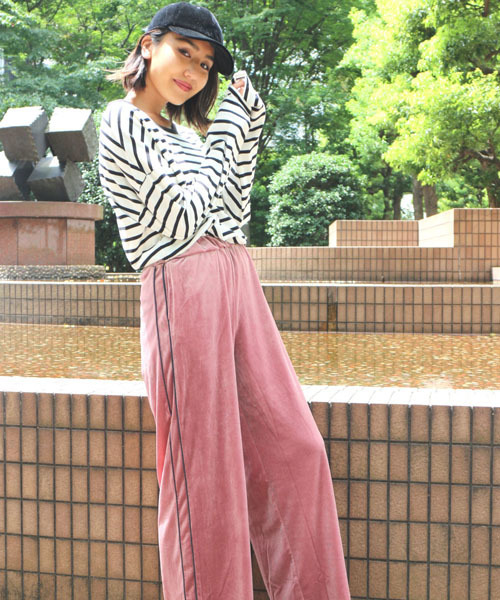 FREE'S MART（フリーズマート）の「◆パイピングラインベロアパンツ（その他パンツ・レディース・ネイビー/ブラウン/ピンク・FREE）」の10枚目の写真